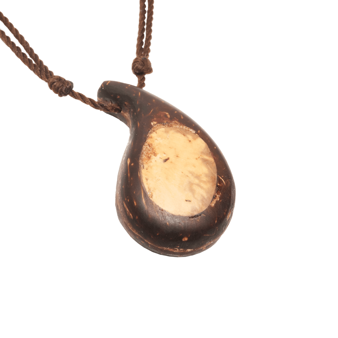 OSCURA Tropfen-Kette Glücksbringer handgemacht