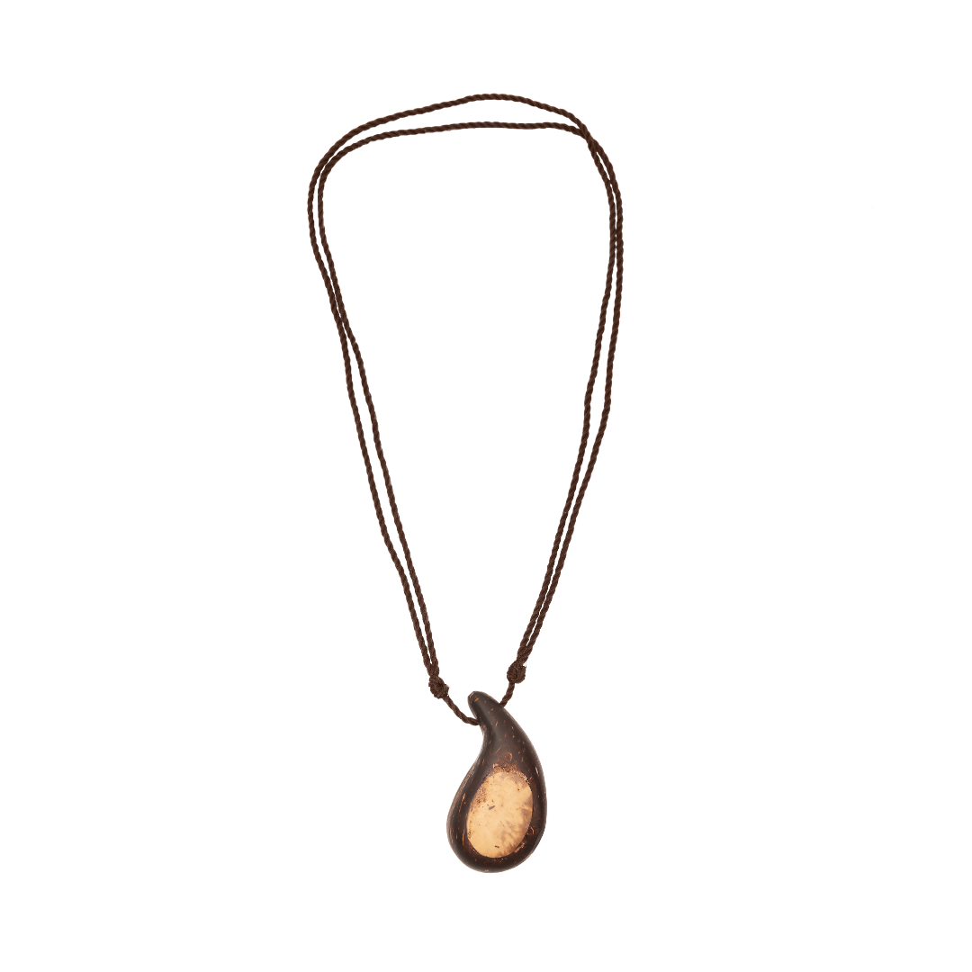 OSCURA Tropfen-Kette Glücksbringer handgemacht